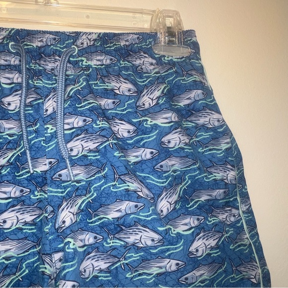 Vineyard Vines Boys Blue Swim Trunks Size Small Fish Print Mesh Lined - Picture 3 of 8